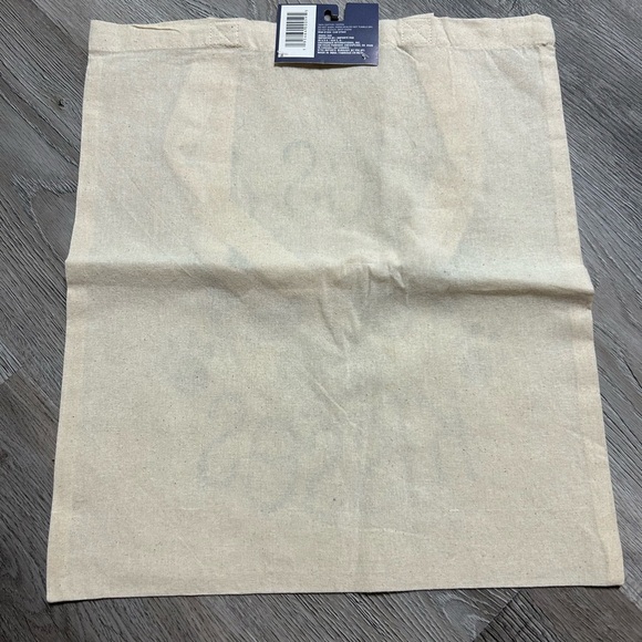 Pugs & Kisses 100% Cotton Tote with Pug Mugs Good Pugs Gone Bad Book NEW - Picture 6 of 9